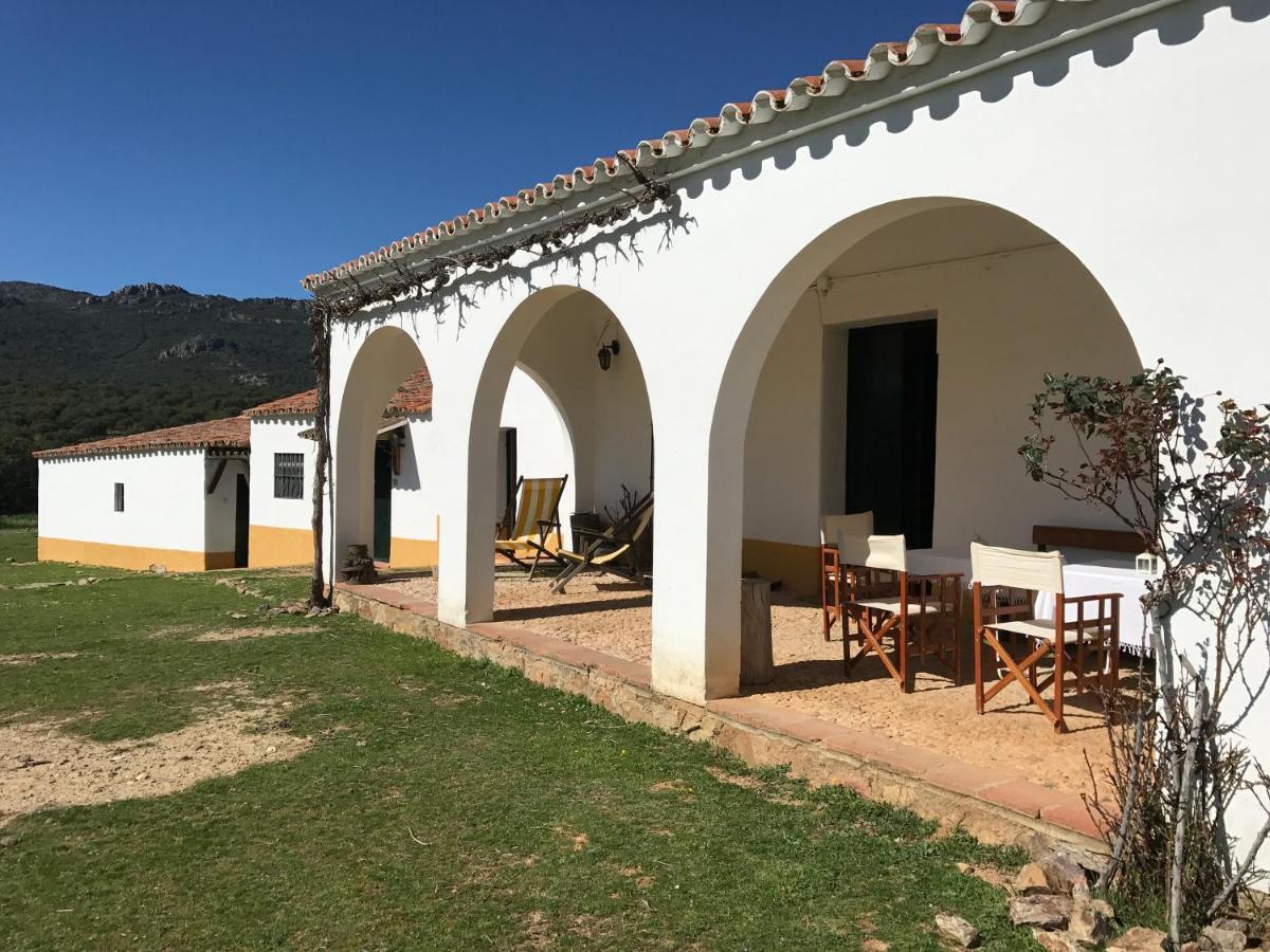 Casa Rural De La Finca Sierra Grande Hornachos Luaran gambar