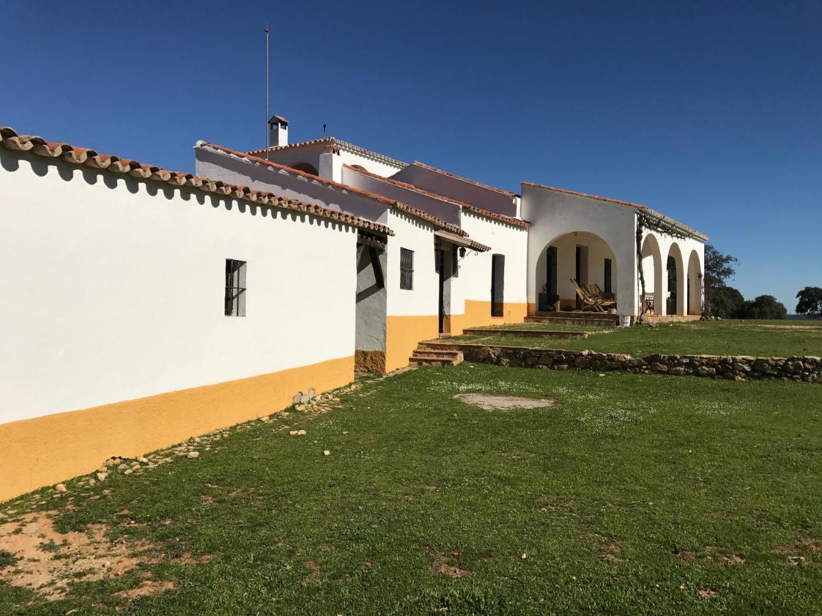 Casa Rural De La Finca Sierra Grande Hornachos Luaran gambar